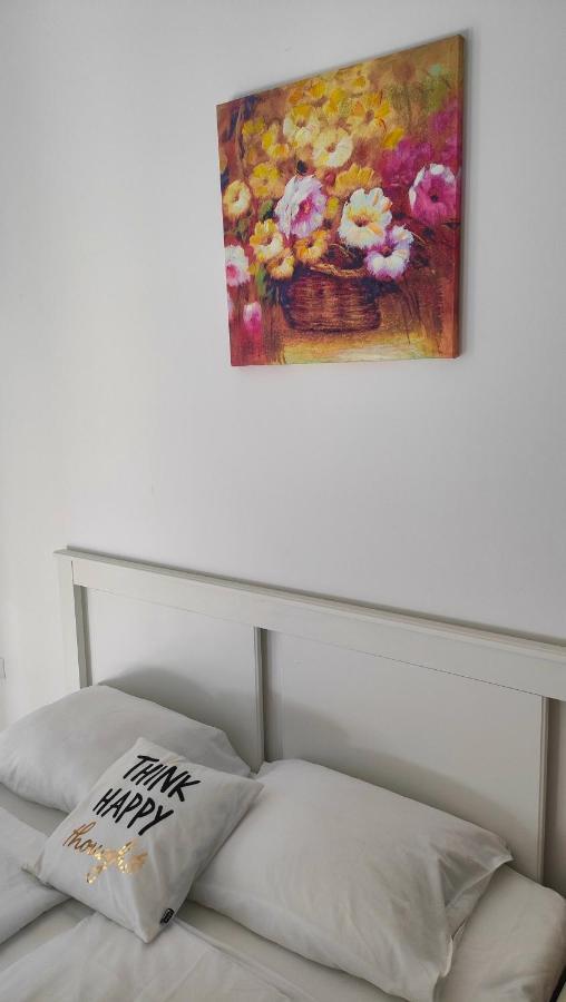 Super Cozy & Central Apartment Budapest Esterno foto