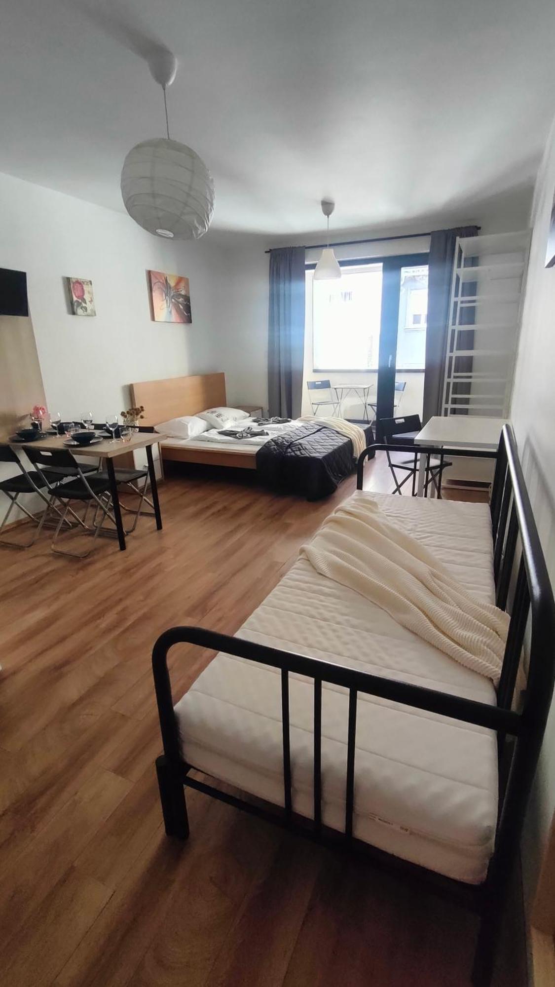 Super Cozy & Central Apartment Budapest Esterno foto